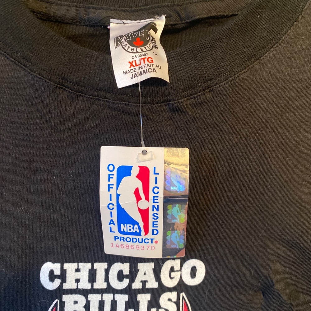 Chicago bills nba authentic retro Tshirt new with tags - Picture 3 of 4